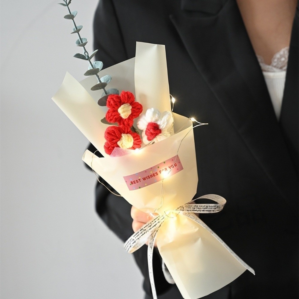 Knitted Crochet Flowers Bouque - Photography Artificial Lighting 评论和价格
